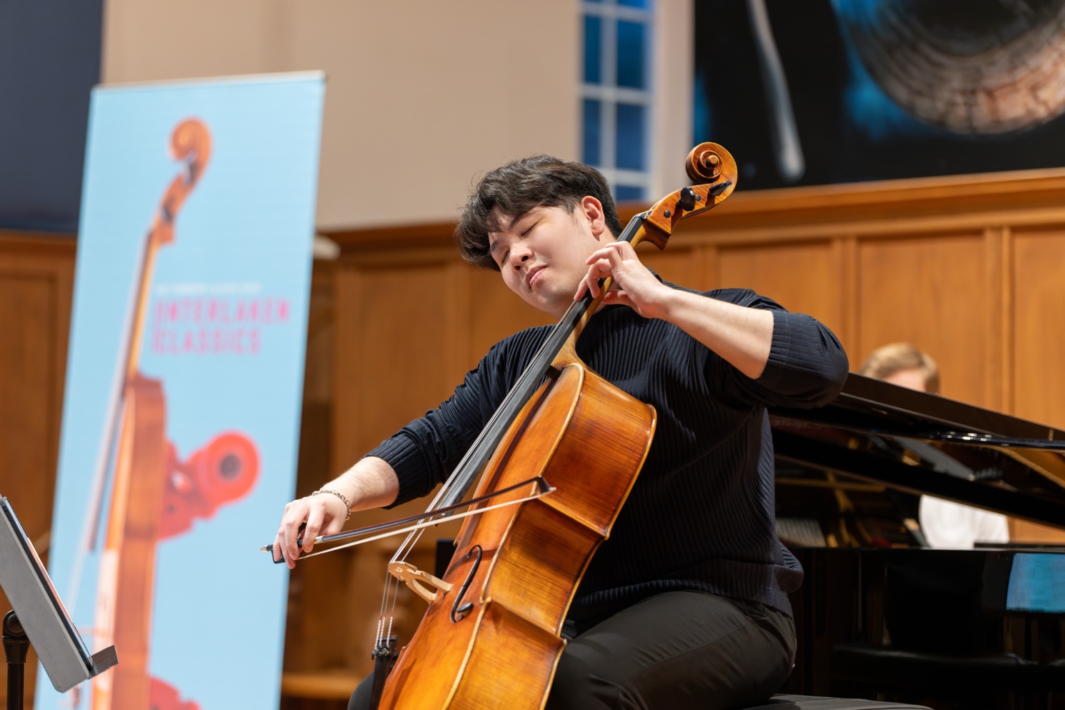 Yun Ho performing at the Interlaken Classics
